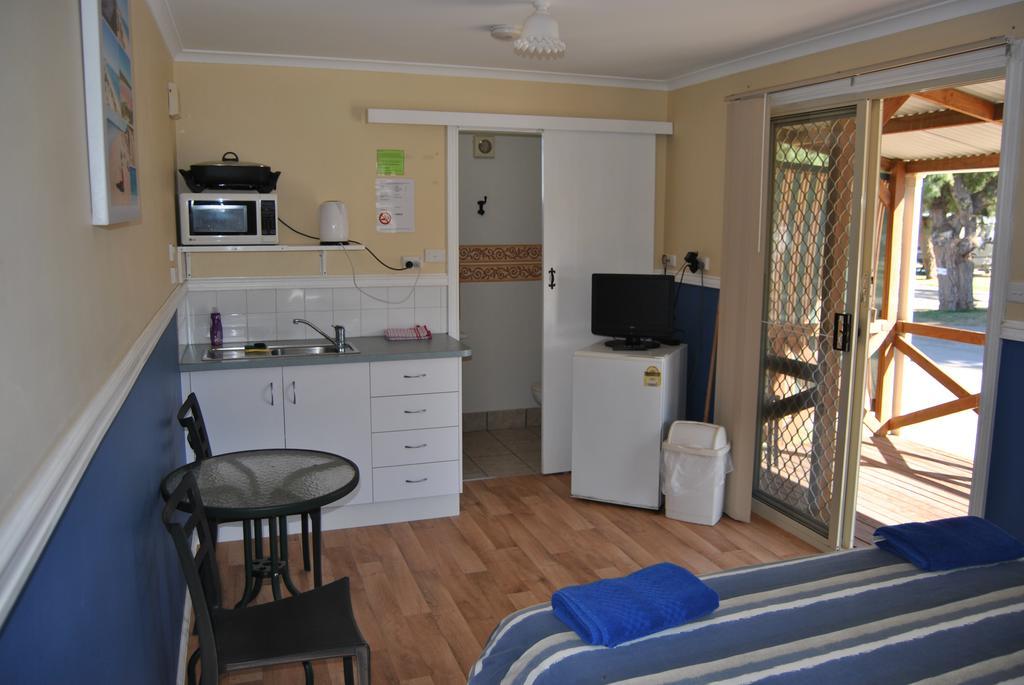 Port Gregory Caravan Park Bagian luar foto